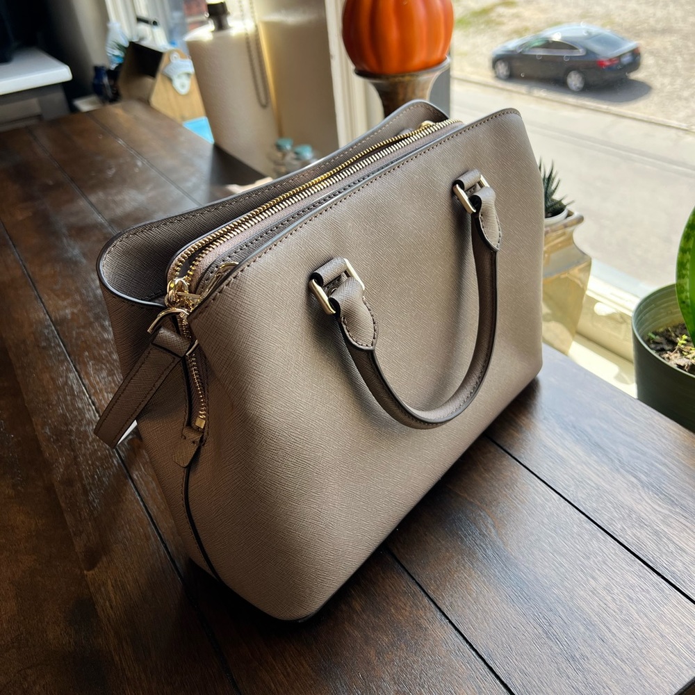 NWOT MICHAEL KORS Savannah Cinder Satchel